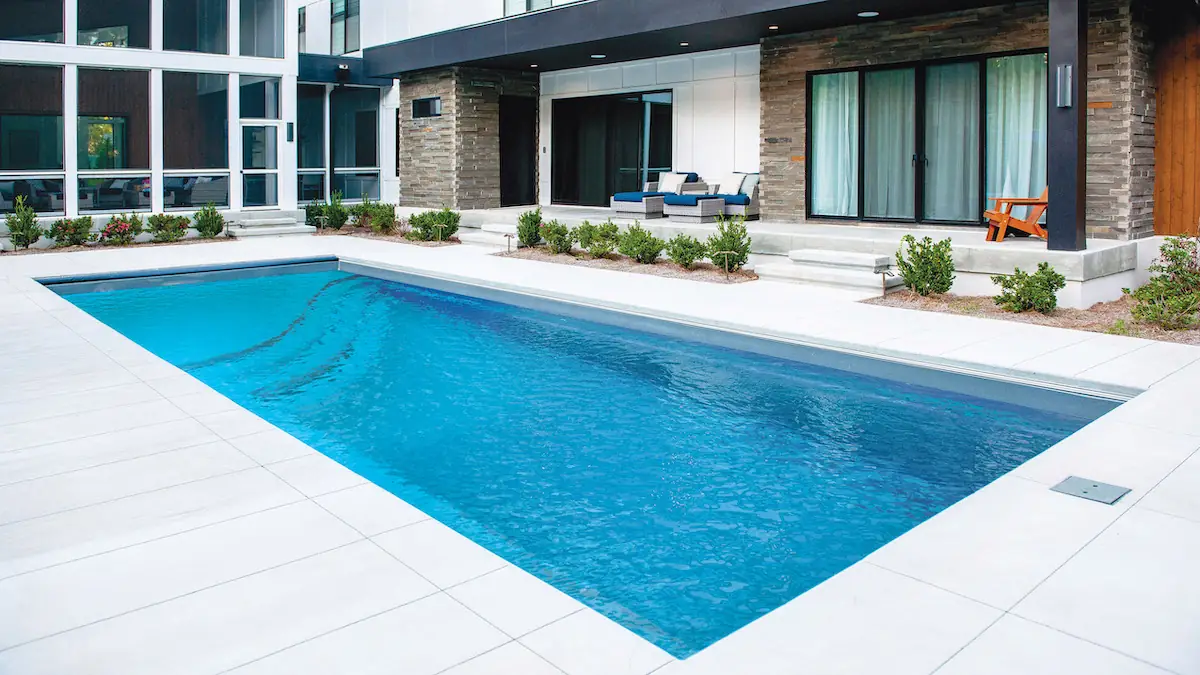 2022-1220-ImaginePools_Bliss The Bliss inground fiberglass pool from Imagine Pools